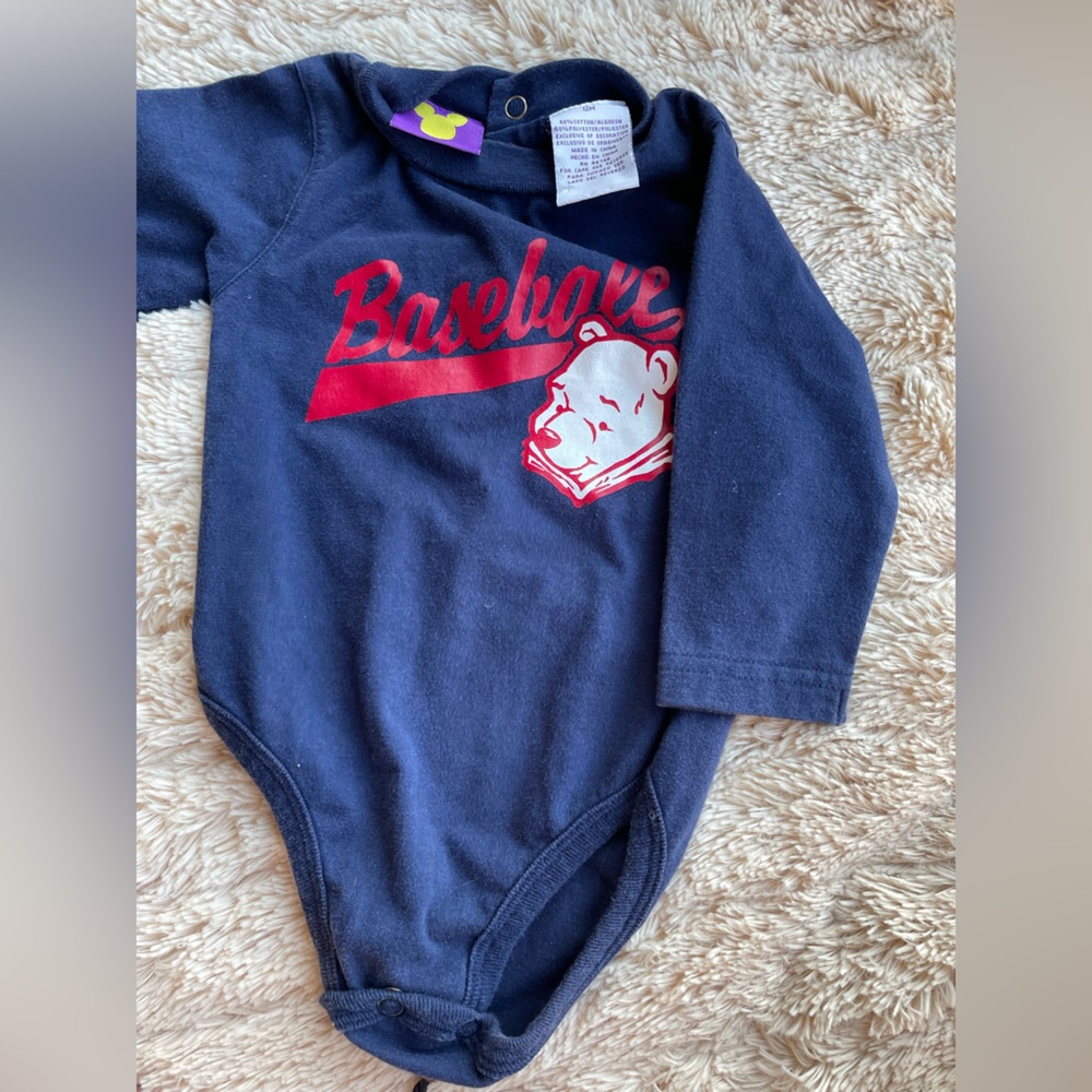 VTG POOHBEAR ONESIE